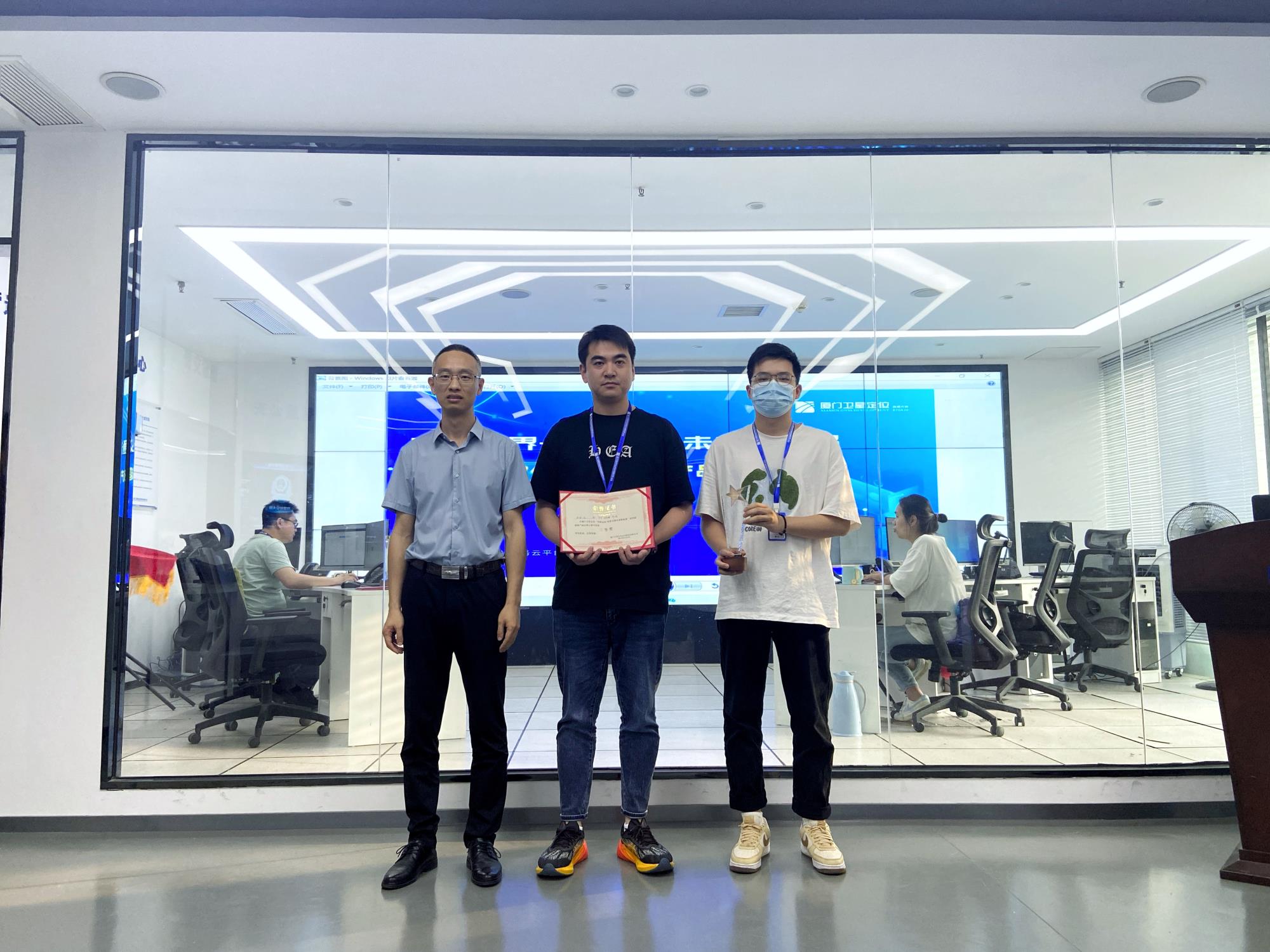 三等獎(jiǎng).JPG 三等獎(jiǎng).JPG